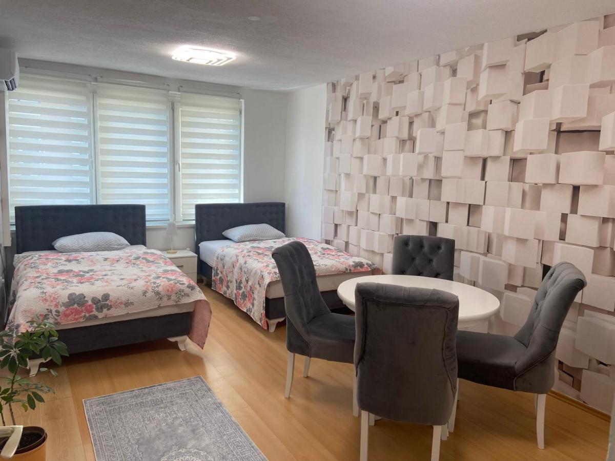 Apartman Citylux Bihać Exteriör bild