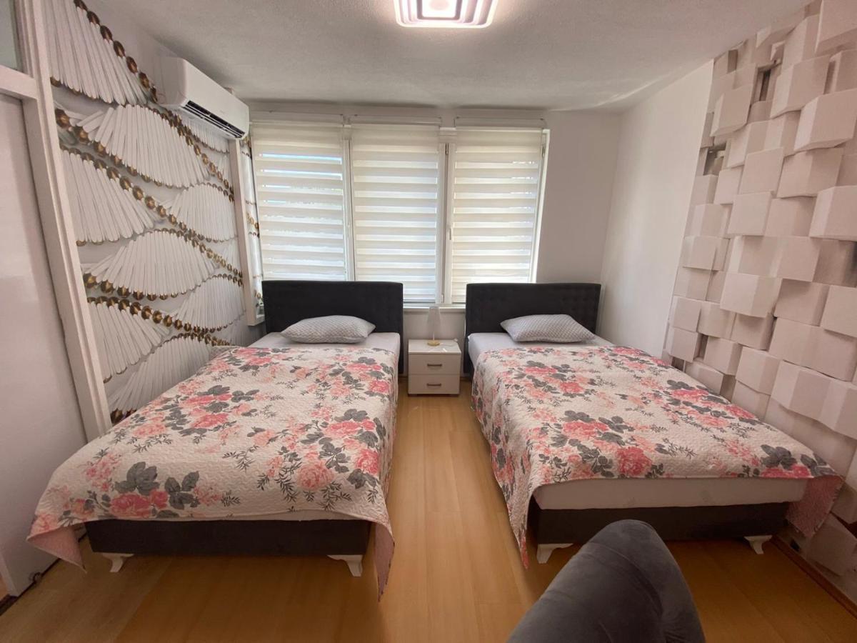 Apartman Citylux Bihać Exteriör bild
